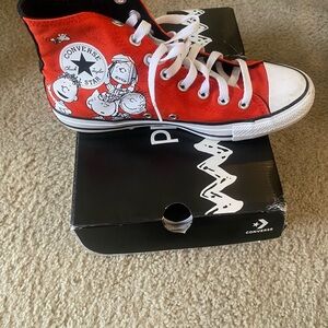 Limited edition Snoopy Converse unisex 10 women 8 men